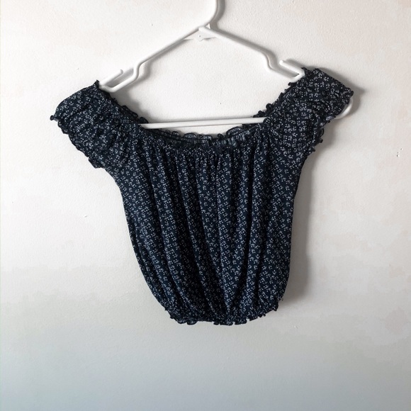 Crop Top - Picture 1 of 1